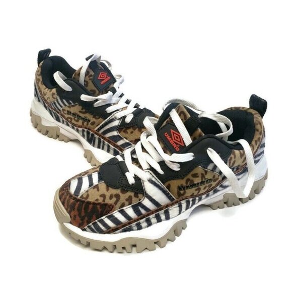 Umbro Bumpy Animal Print Leopard Zebra Tiger Sneakers Womens Size 6 Shoes - Picture 4 of 8